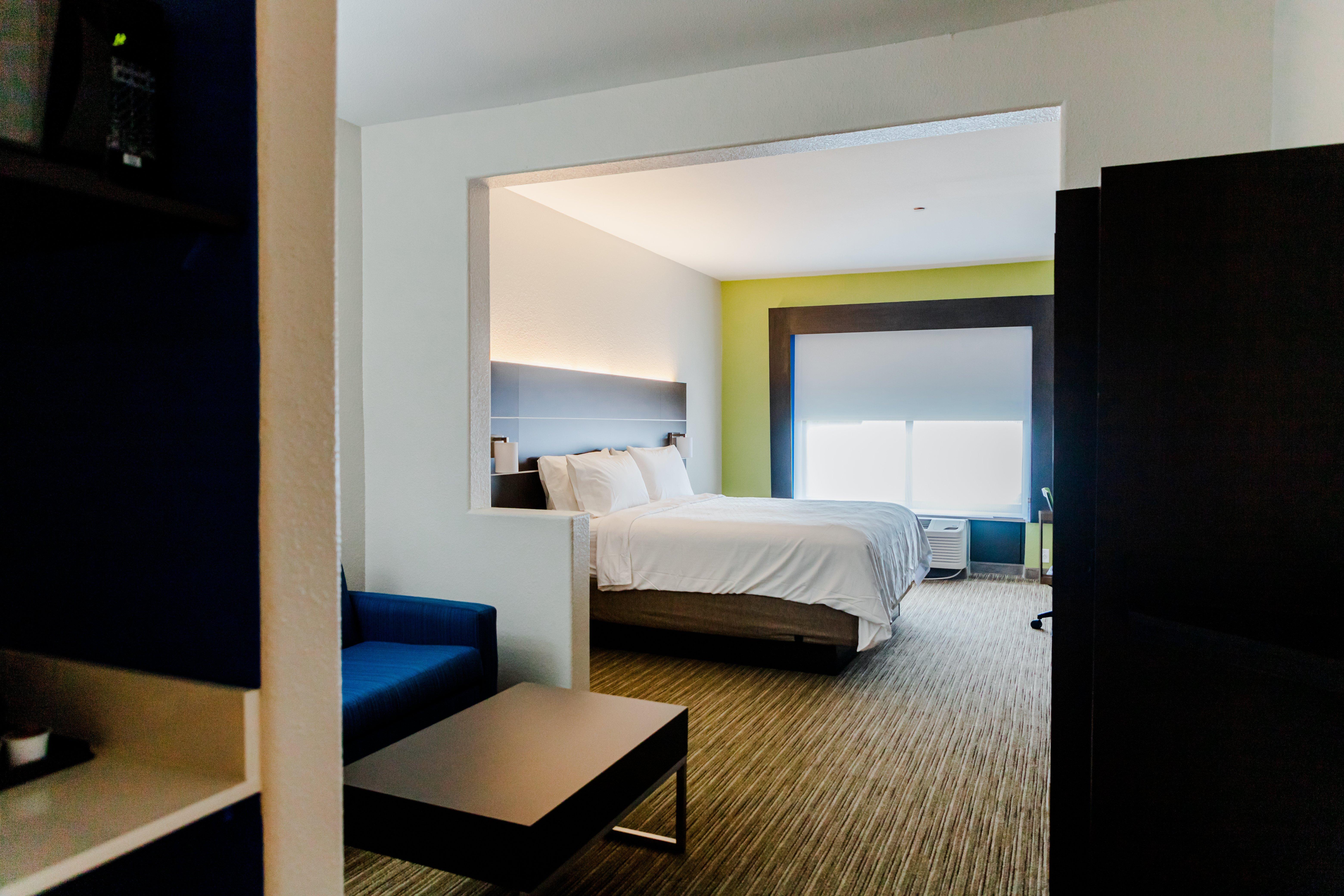 Holiday Inn Express - Andalusia By Ihg Buitenkant foto