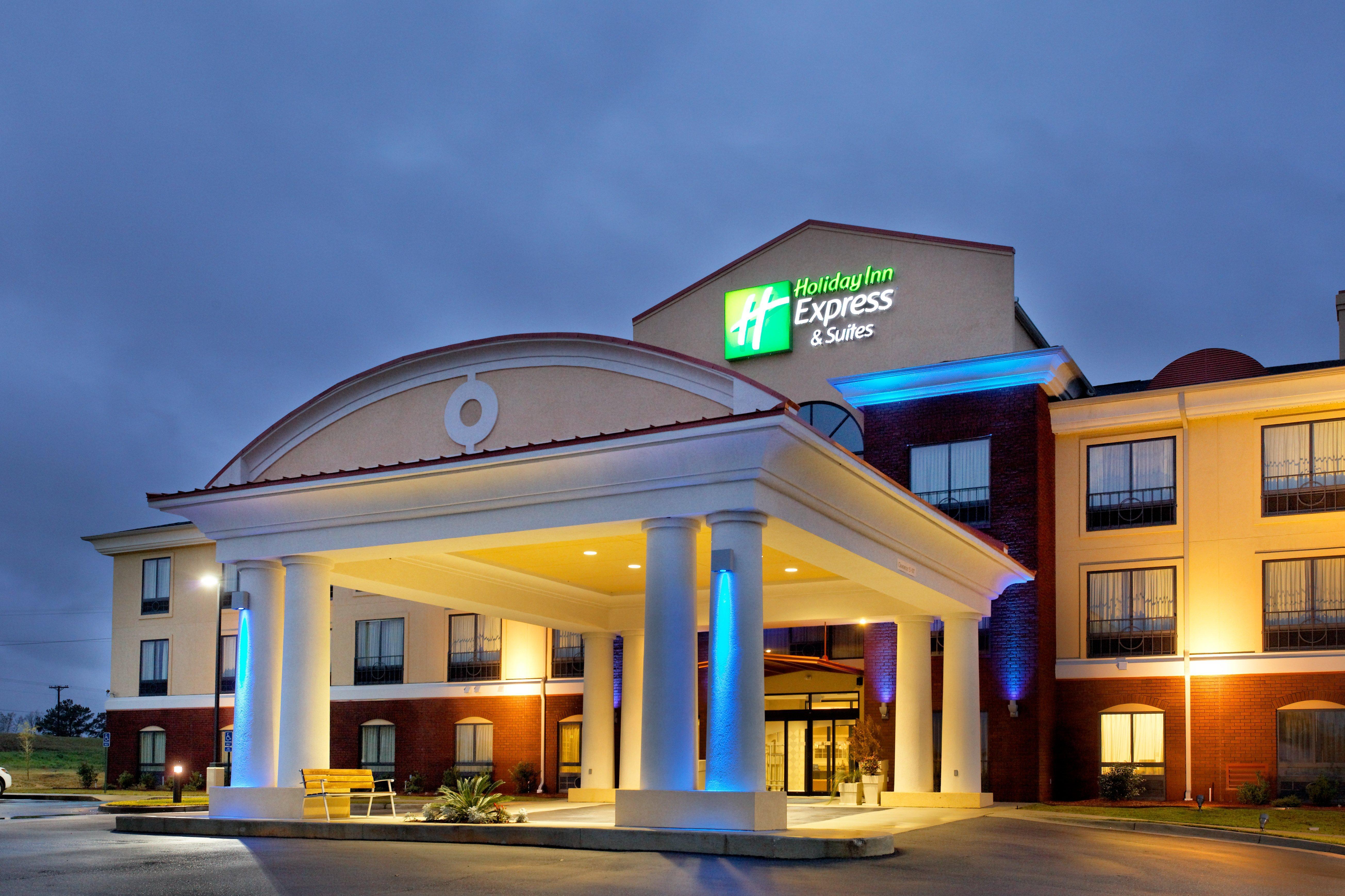 Holiday Inn Express - Andalusia By Ihg Buitenkant foto