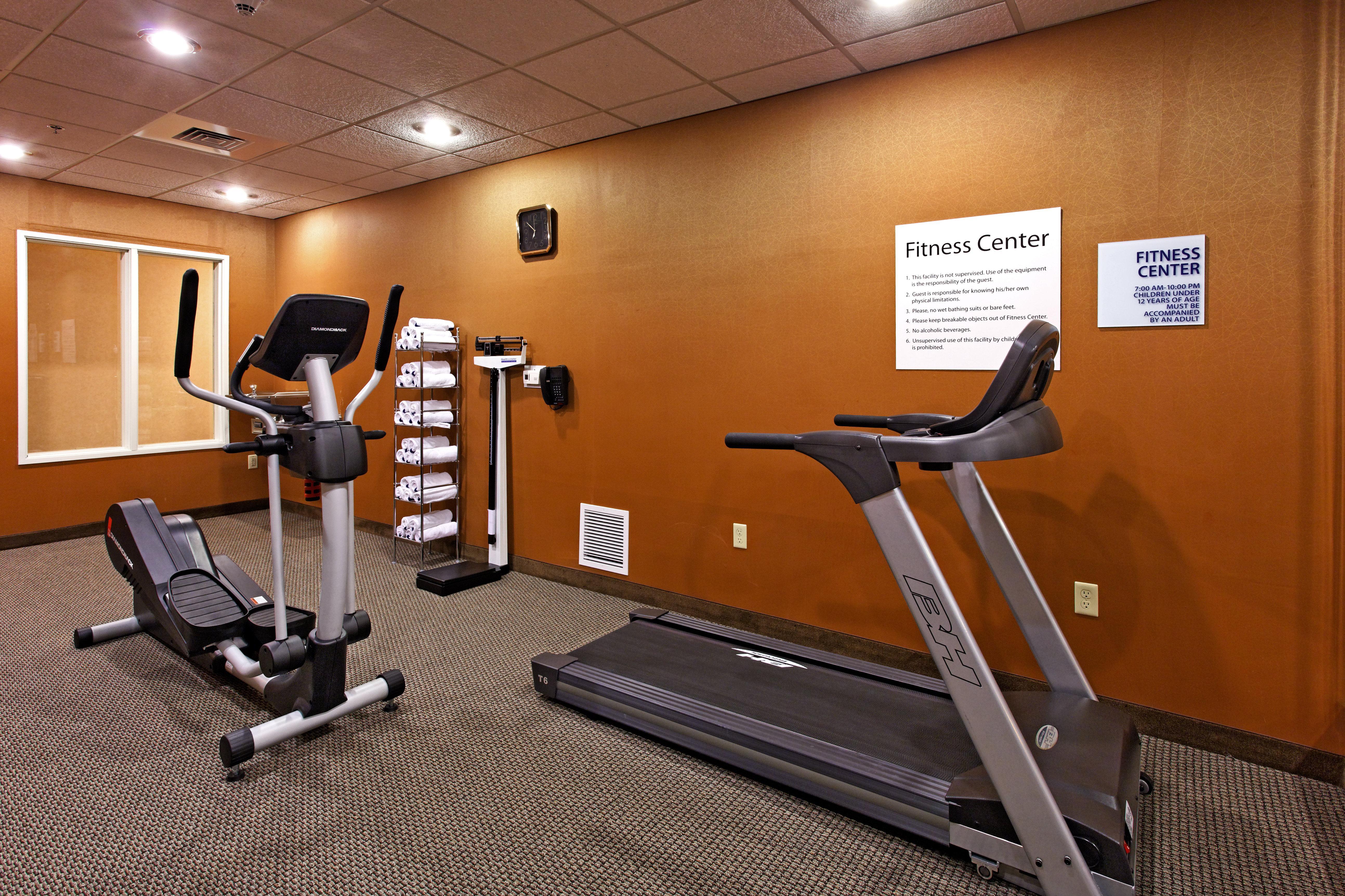 Holiday Inn Express - Andalusia By Ihg Buitenkant foto